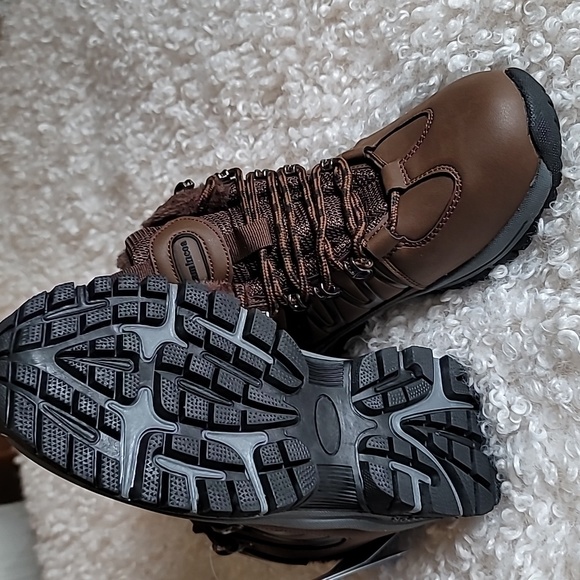 Snowboots - Picture 5 of 8